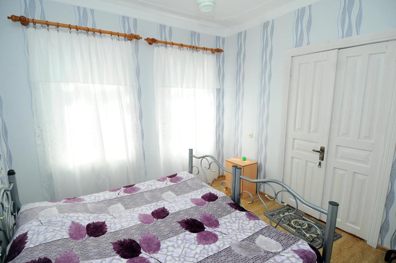 Guest House Darejani คูทายสิ ภายนอก รูปภาพ
